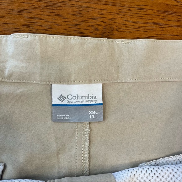 Columbia Men’s PFG khaki shorts size 38 waist 10 in length - Picture 2 of 8